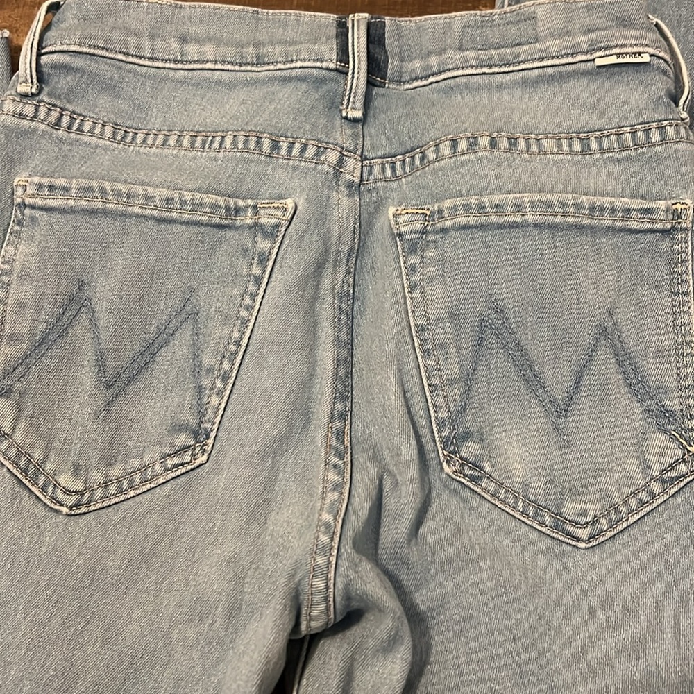 Mother Insider Crop Step Fray Jeans in Hold My Hand - Picture 7 of 7